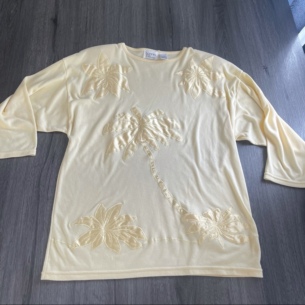Vintage Pale Yellow Palm Tree Sweatshirt w/Shoulder Pads Size M 80s Grandma Core